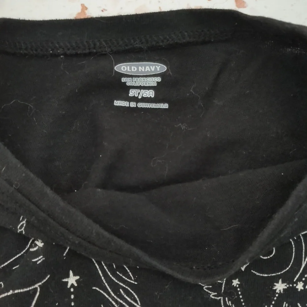Old Navy | Constellations Black Long Sleeve Casual NightSky Fantasy T-Shirt | 5T